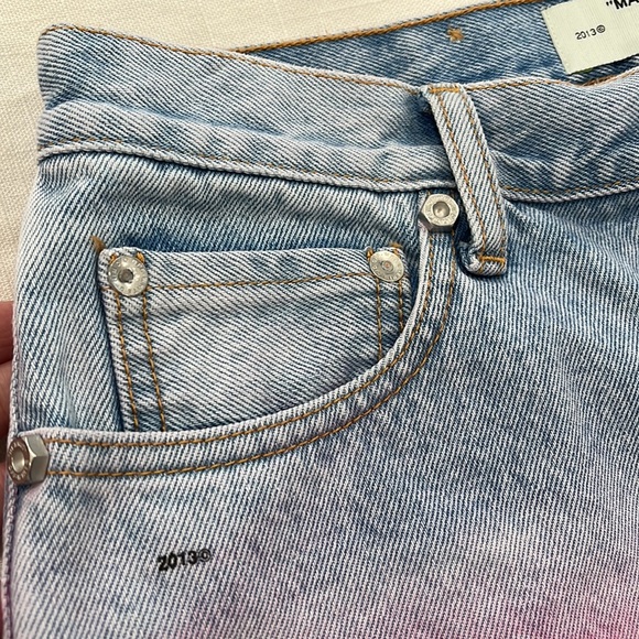 OFF-WHITE Degrade Denim Shorts - Picture 9 of 14